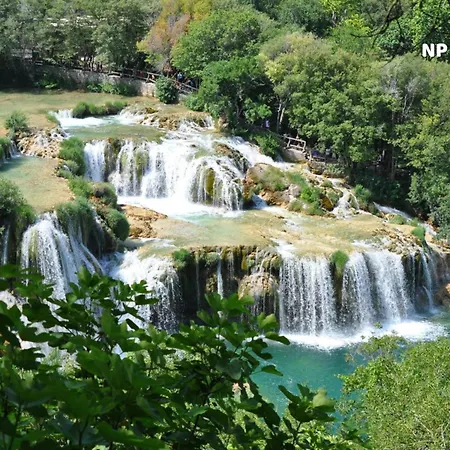 House Karaga בית נופש *