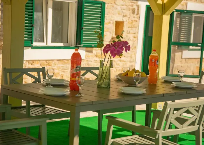 Vakantiehuis House Karaga Ljubotic