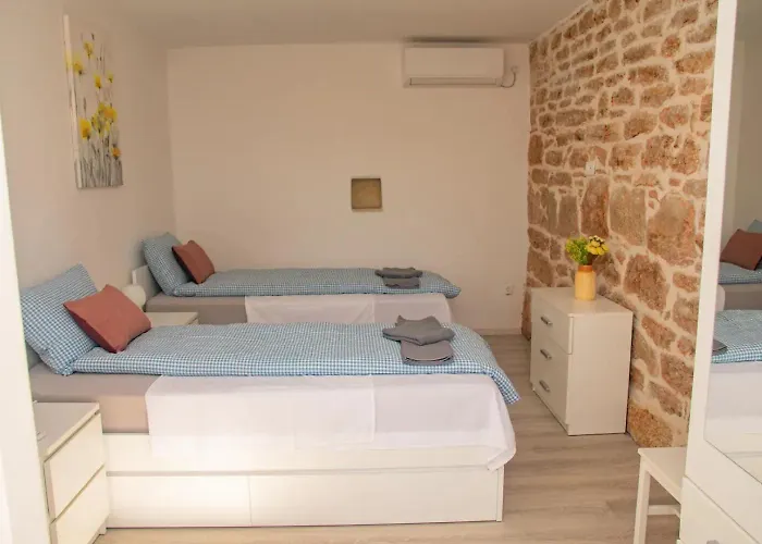 House Karaga Vakantiehuis Ljubotic