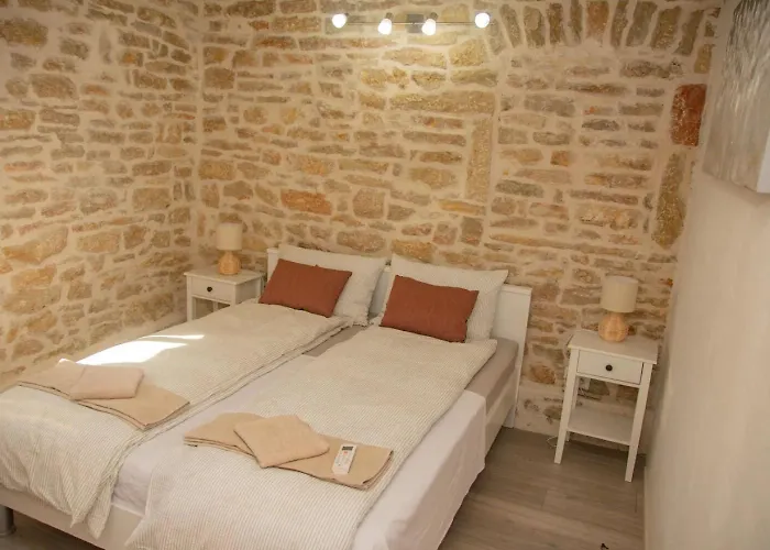 House Karaga Ljubotic